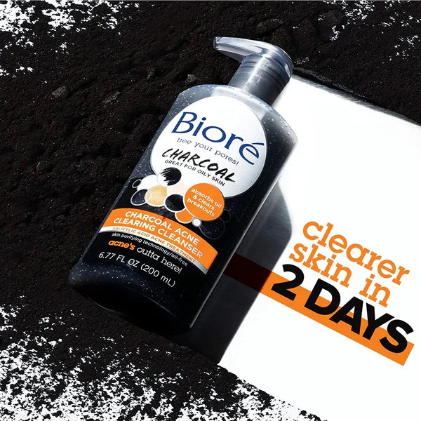 BIORE Charcoal Acne Clearing Cleanser غسول البشرة بالساليسيليك