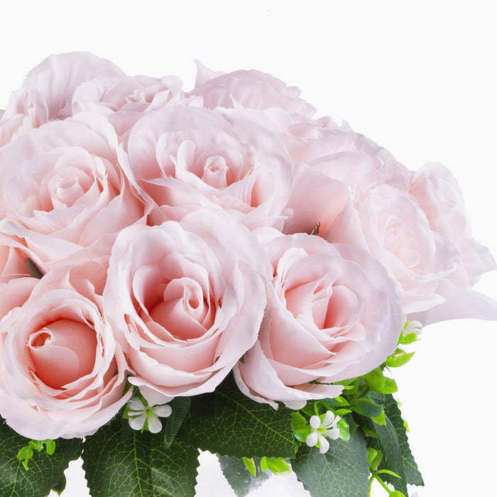Floral arrangement with 18 heads and centerpiece in a vase