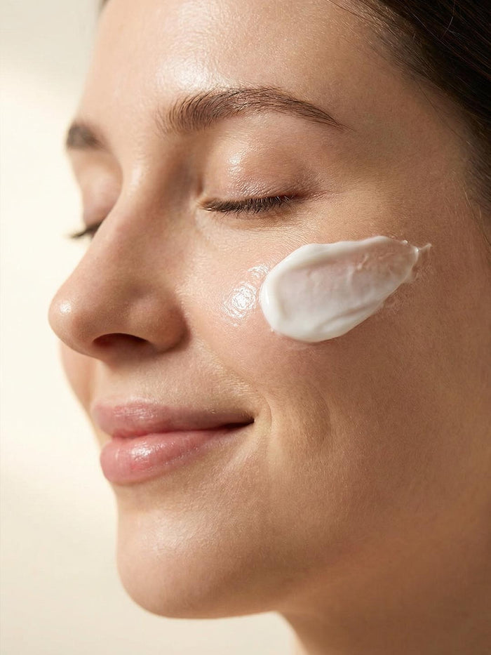 Axis-Y Panthenol 10 Skin Smoothing Shield Cream