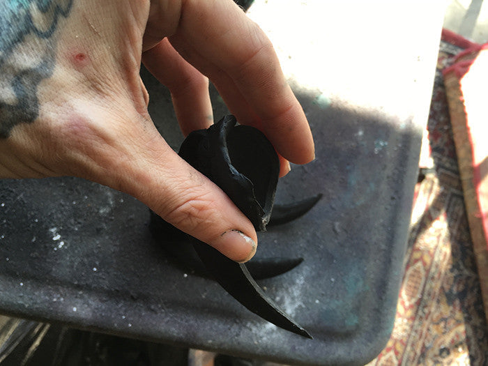 BLACK CAST WASTELAND CLAW  x 10