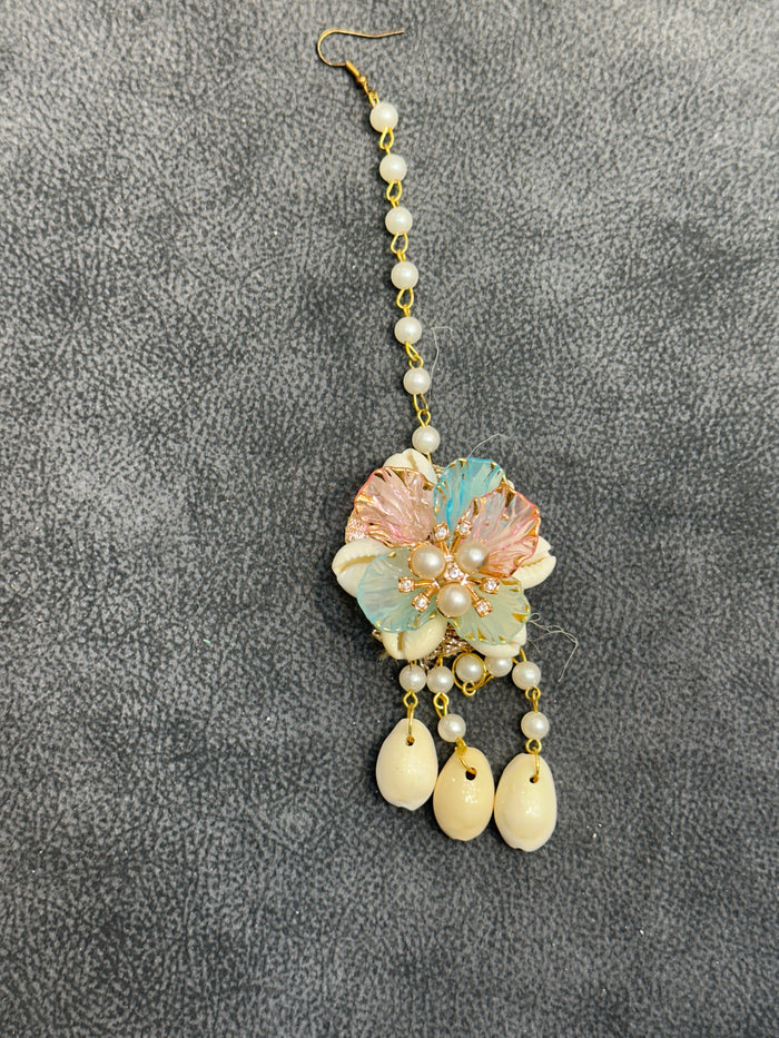 Blush Pink & Aqua Cowrie Shell Floral Earring Tikka Set ET0010