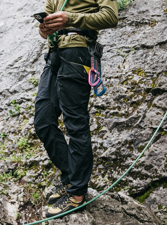 Product image of Men's Burton [ak] Airpin Pants[Variant:True Black]