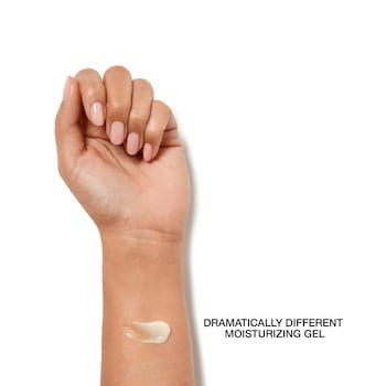 CLINIQUE Dramatically Different Moisturizing Gel oil free جل مرطب للبشرة المختلطة والدهنية