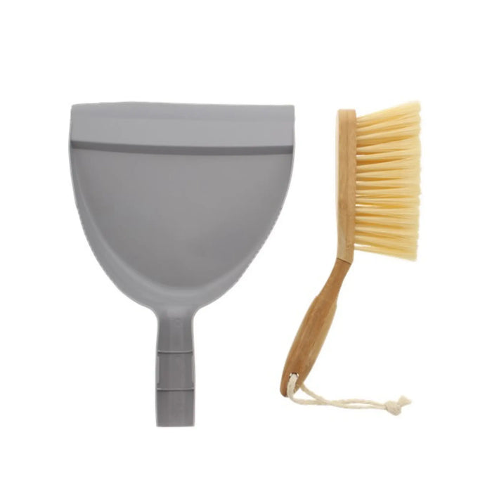 Dustpan and brush set