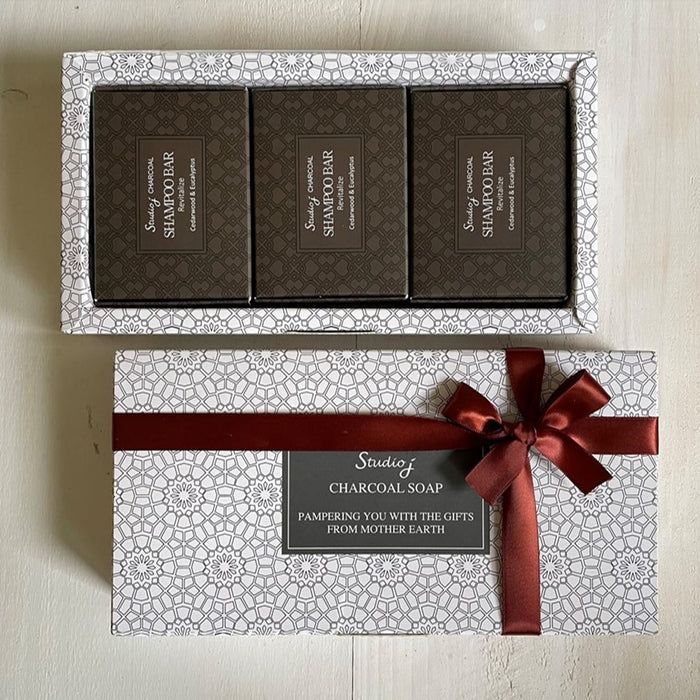STUDIO J Gift Box : Charcoal Shampoo Bar (Revitalize) x 3 + Free Gift | Isetan KL Online Store