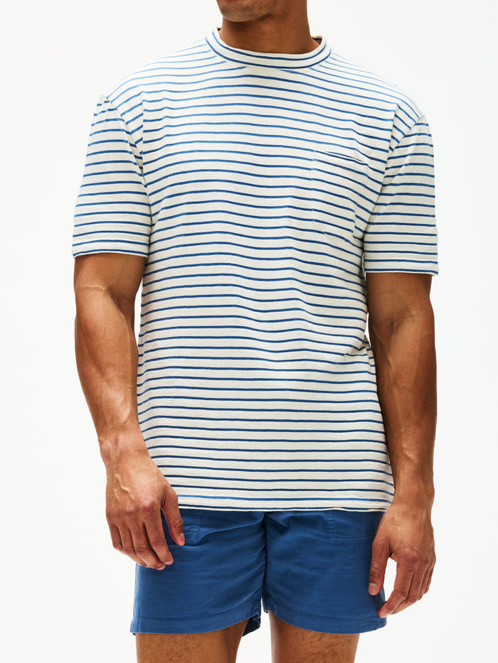 LA PAZ Pocket T-Shirt
