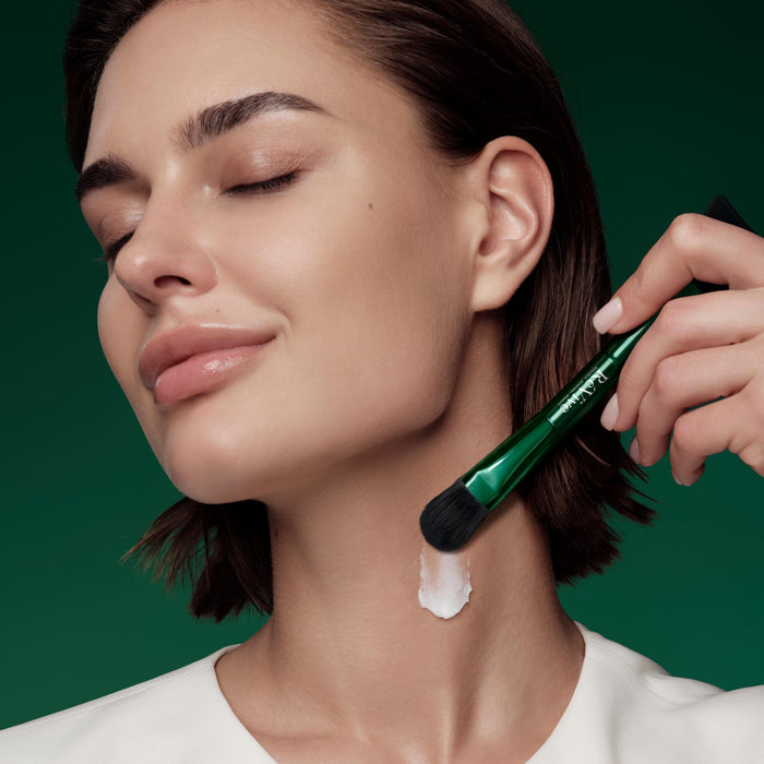RéVive Lissant Line-Smoothing Neck Serum