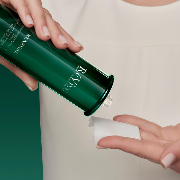 RéVive Renewal Refreshing Balancing Toner