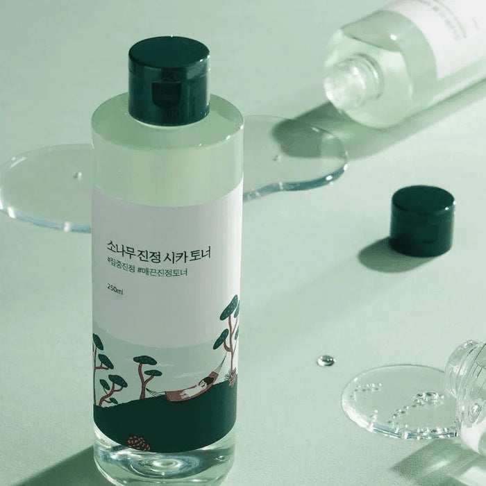 [ROUND LAB] Pine Tree Soothing Cica Toner 250ml - Ballagrio