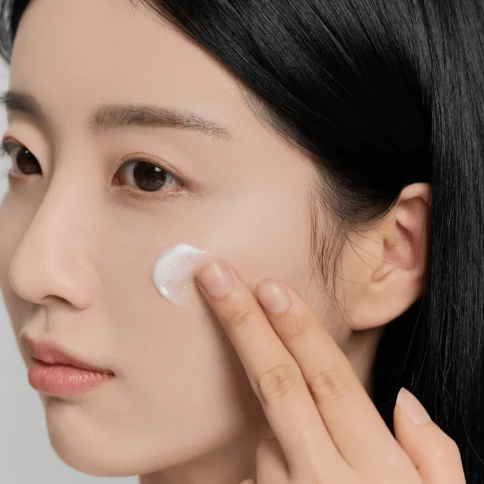 SKIN1004 Madagascar Centella Tone Brightening Capsule Cream كريم التفتيح للبشرة بالكبسولات من سكن ١٠٠٤