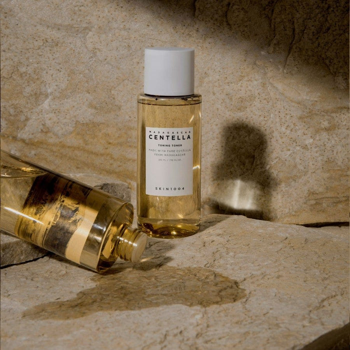 SKIN1004 Madagascar Centella Toning Toner –  تونر كوري مقشر ومهدئ للبشرة