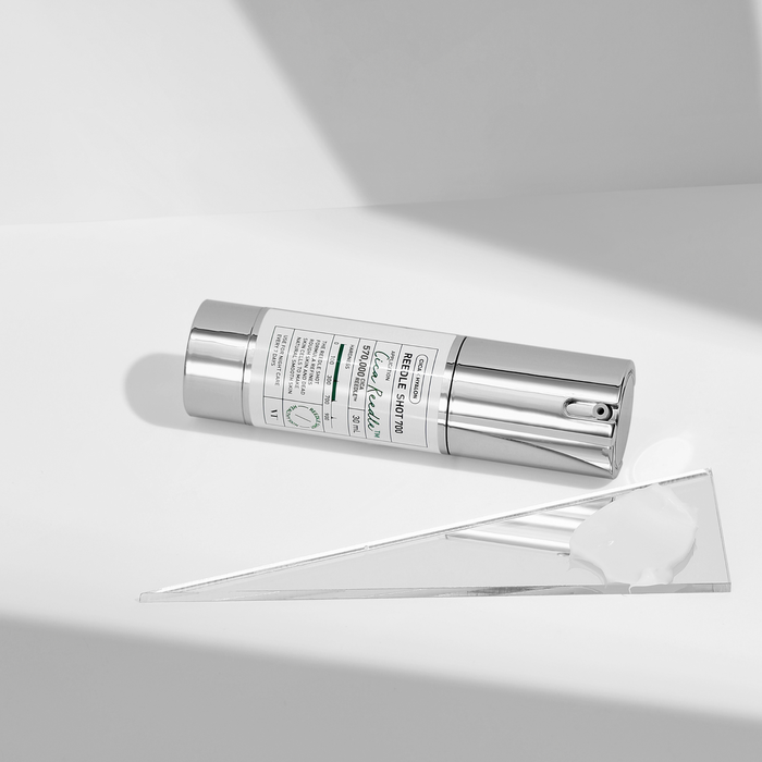 VT Cosmetics Reedle Shot 700 30ml | GlamTouch UK