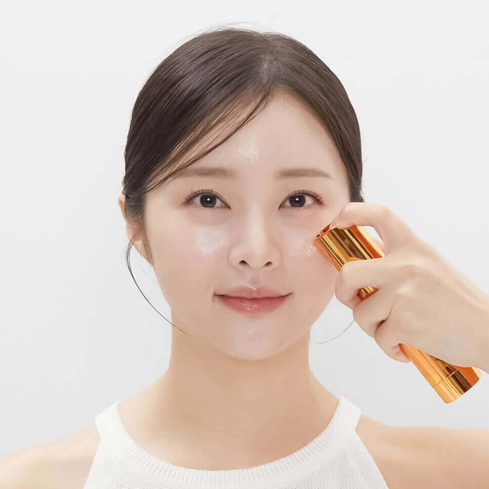 VT COSMETICS Vita-light Reedle Shot 100 50ml | GlamTouch UK