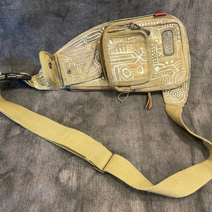 WASTELAND CANVAS SHOULDER BAG
