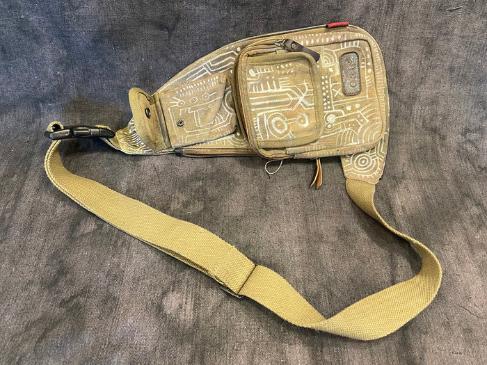 WASTELAND CANVAS SHOULDER BAG