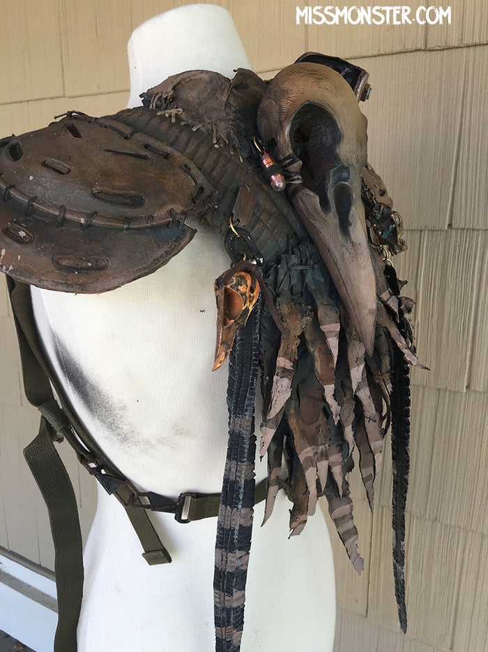 WASTELAND NEOPRENE CROW SKULL ARMOR
