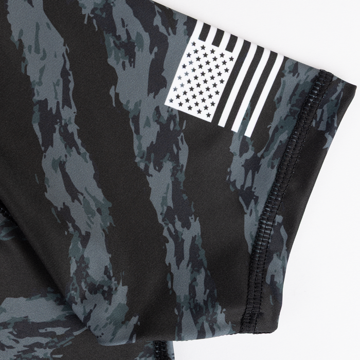 Flag on sleeve of Ladies camo rashguard