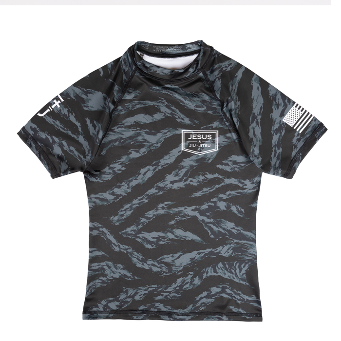 Camo Youth rashguard with JJJ logo on left chest